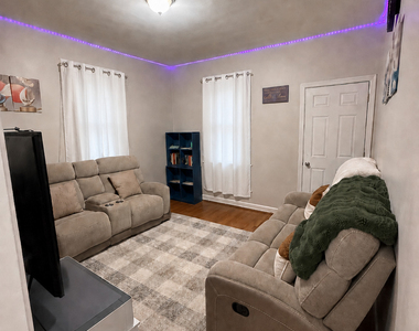 404 Congress Avenue - Photo Thumbnail 1