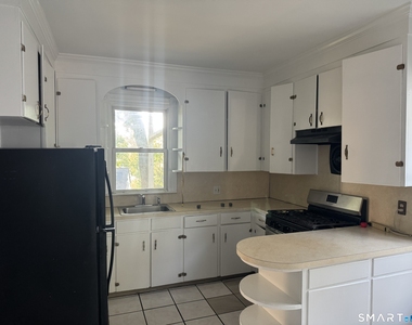 251 Olivia Street - Photo Thumbnail 7