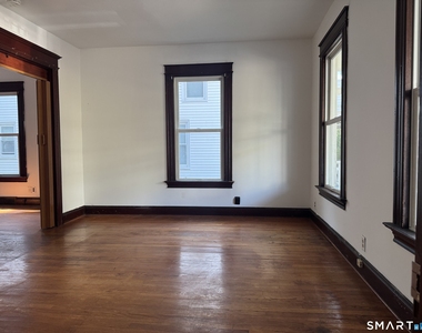 251 Olivia Street - Photo Thumbnail 4