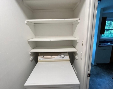 617 Millville Avenue - Photo Thumbnail 8