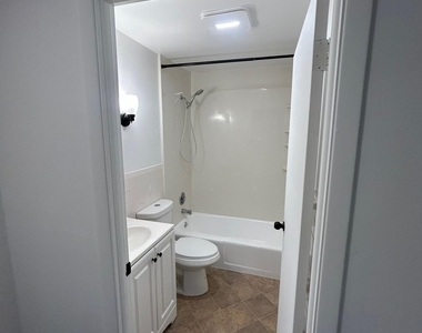 617 Millville Avenue - Photo Thumbnail 13