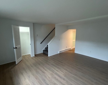 617 Millville Avenue - Photo Thumbnail 1