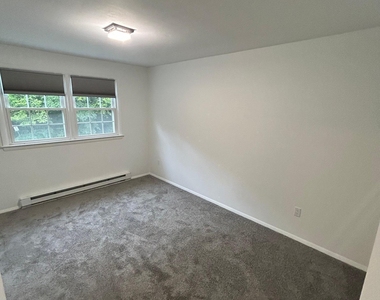 617 Millville Avenue - Photo Thumbnail 18