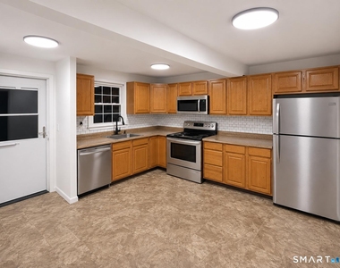 617 Millville Avenue - Photo Thumbnail 4