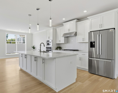 25 Brentwood Circle - Photo Thumbnail 3