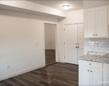 22 Brewster Street - Photo Thumbnail 2