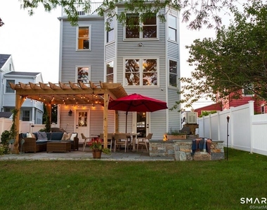 331 Riverside Drive - Photo Thumbnail 31