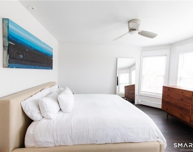 331 Riverside Drive - Photo Thumbnail 17