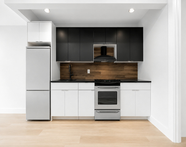 1244 New York Avenue - Photo Thumbnail 1