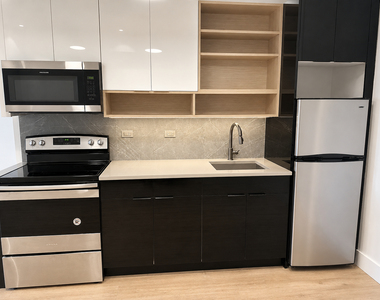 1613 Brooklyn Avenue - Photo Thumbnail 3