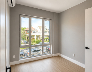 1613 Brooklyn Avenue - Photo Thumbnail 4