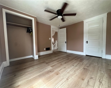 431 W Wayne St - Photo Thumbnail 15