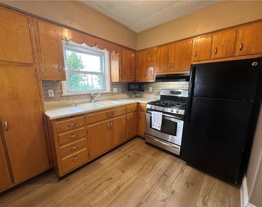 431 W Wayne St - Photo Thumbnail 10