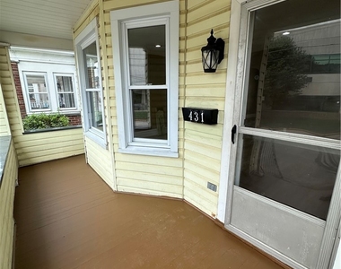 431 W Wayne St - Photo Thumbnail 1