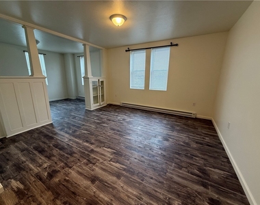 571 Kendall Ave - Photo Thumbnail 1