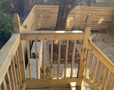 1114 Gates Avenue - Photo Thumbnail 7