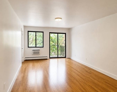579 Lafayette Avenue - Photo Thumbnail 2