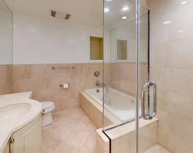 220 East 63rd Street - Photo Thumbnail 10