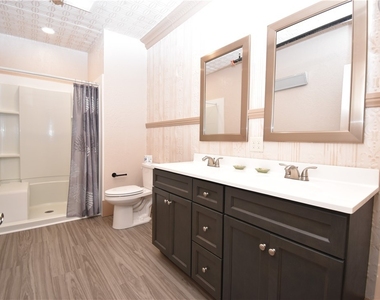 152 Court Street - Photo Thumbnail 12