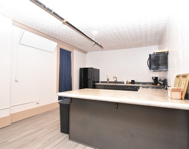 152 Court Street - Photo Thumbnail 18