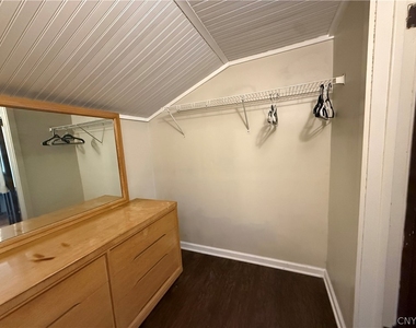 936 Lancaster Avenue - Photo Thumbnail 27