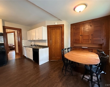 936 Lancaster Avenue - Photo Thumbnail 14