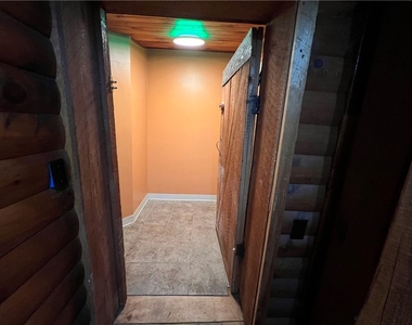 416 Broadway Apt C - Photo Thumbnail 14