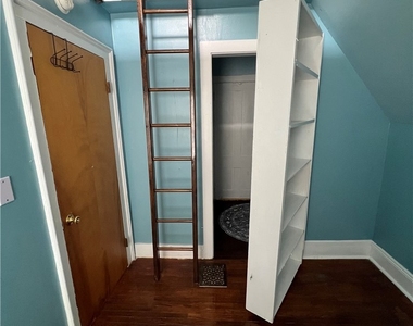 416 Broadway Apt. A - Photo Thumbnail 32