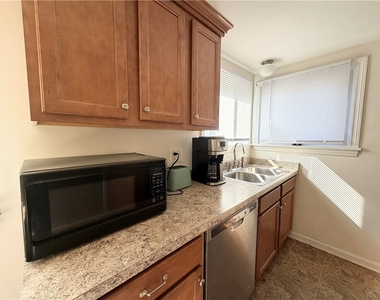 3245 Culver Road - Photo Thumbnail 2