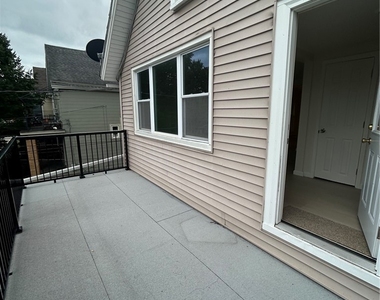 286 Normal Avenue - Photo Thumbnail 7
