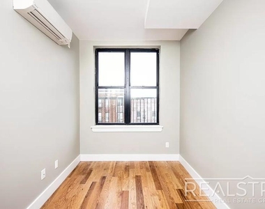 1526 Park Place - Photo Thumbnail 4