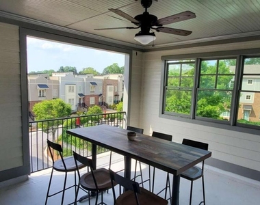6076 Cushing Circle - Photo Thumbnail 8