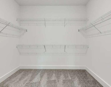6076 Cushing Circle - Photo Thumbnail 20
