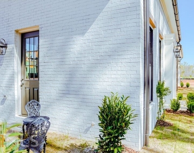 252 3rd Street - Photo Thumbnail 1