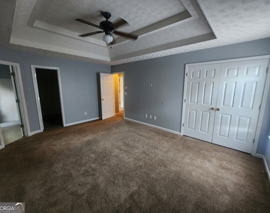 5748 Wellborn Creek Drive - Photo Thumbnail 6