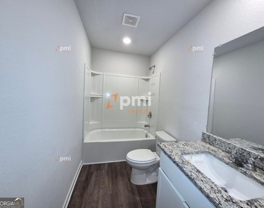 3338 Bridgewood Drive - Photo Thumbnail 13