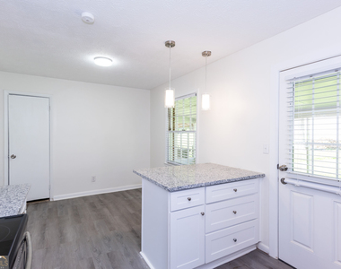 6551 Bussell Way - Photo Thumbnail 11