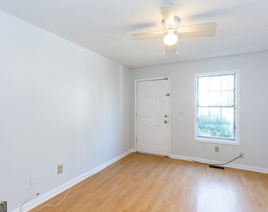 656 Bellemeade Avenue Nw - Photo Thumbnail 4
