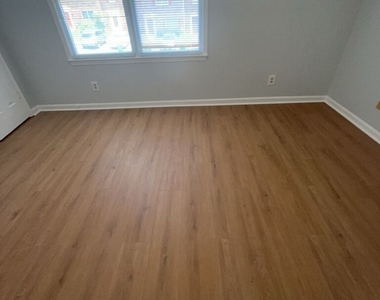 169 Walter Way - Photo Thumbnail 20