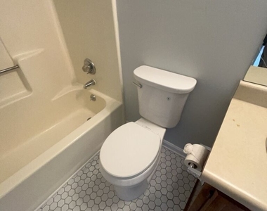 169 Walter Way - Photo Thumbnail 16