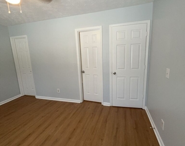 169 Walter Way - Photo Thumbnail 23