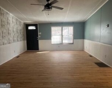 712 Speedway Road - Photo Thumbnail 5