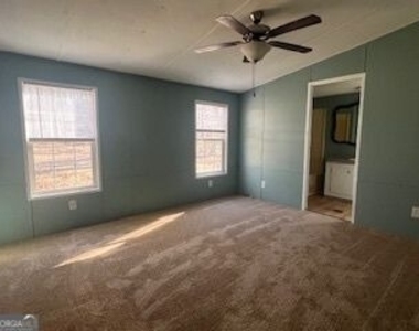 712 Speedway Road - Photo Thumbnail 6