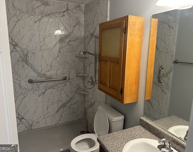 561 Highland Pointe Drive - Photo Thumbnail 4