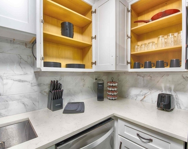 1225 Graymont Drive Sw - Photo Thumbnail 11