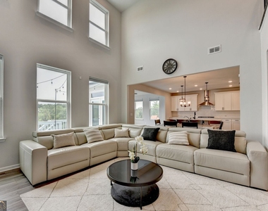 4665 Shipley Avenue - Photo Thumbnail 30