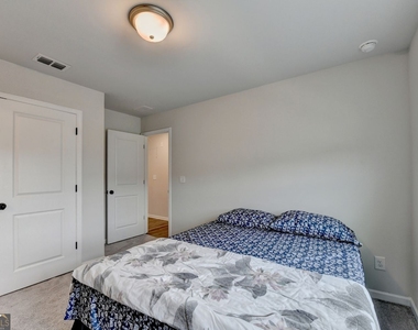 4665 Shipley Avenue - Photo Thumbnail 43