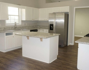 3260 Ennfield Lane - Photo Thumbnail 7