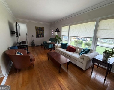 2465 Miriam Lane - Photo Thumbnail 14