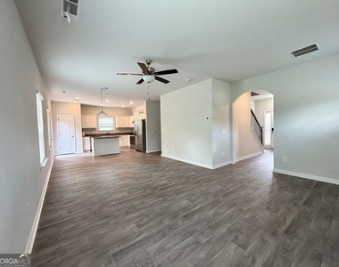 121 Quail Forest Circle - Photo Thumbnail 14